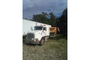 2009 Peterbilt 365  Truck-Log